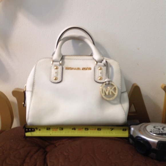 White Michael Kors Mini Bag - Picture 1 of 8